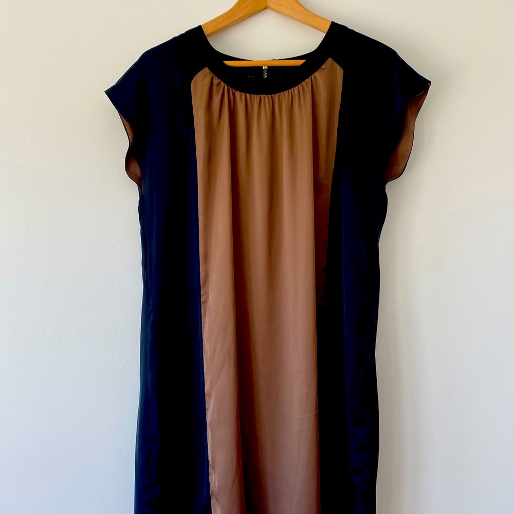 Bedo size large dress